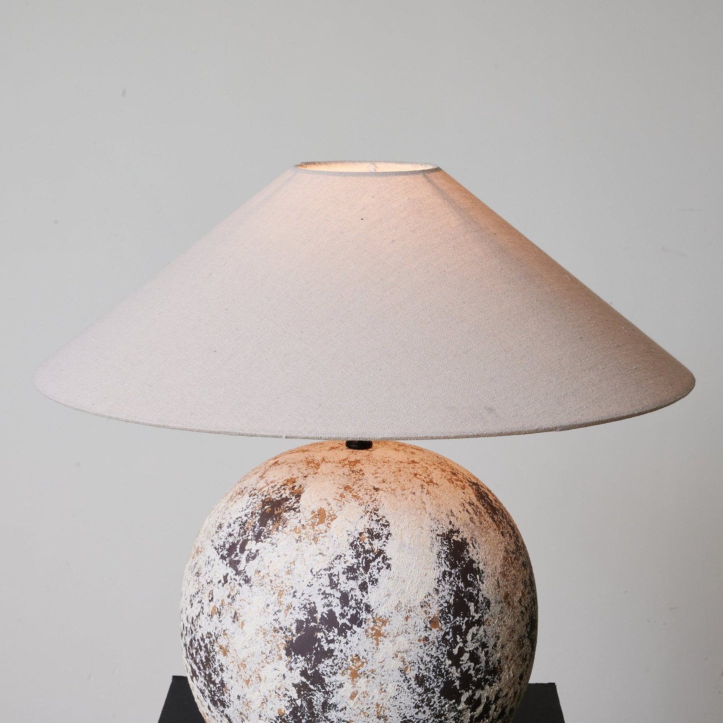 Luna Terra Table Lamp | Ceramic Base | Black and White