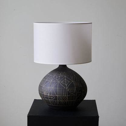 Lunari Etch Table Lamp | Ceramic Base | Black