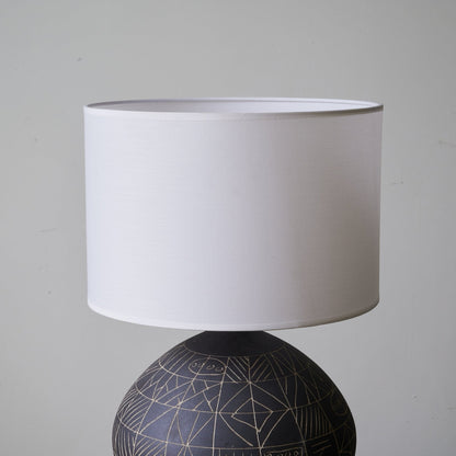 Lunari Etch Table Lamp | Ceramic Base | Black