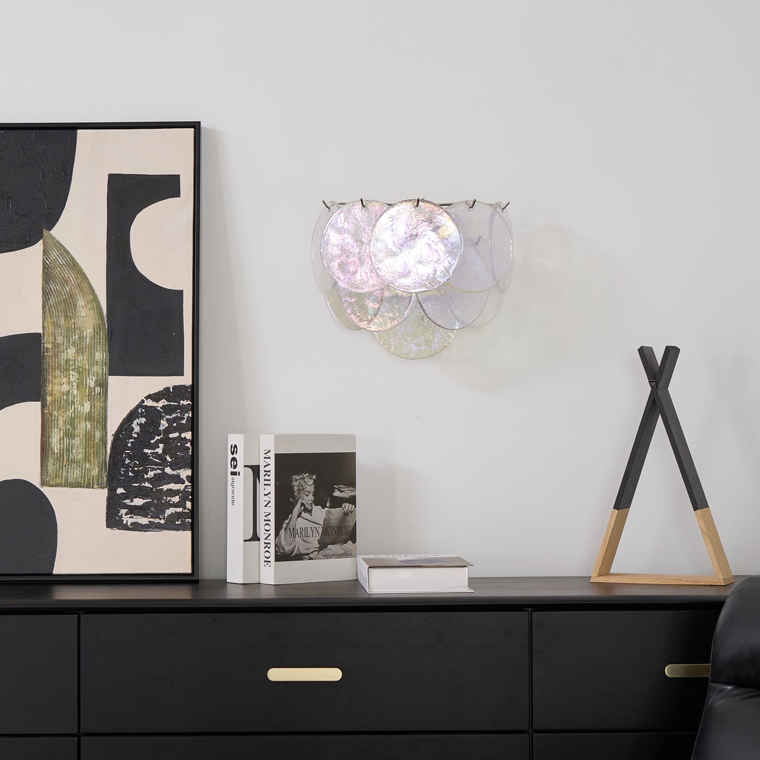 Lunaria Disc Wall Lamp | Handcrafted Murano Glass | Nickel Frame
