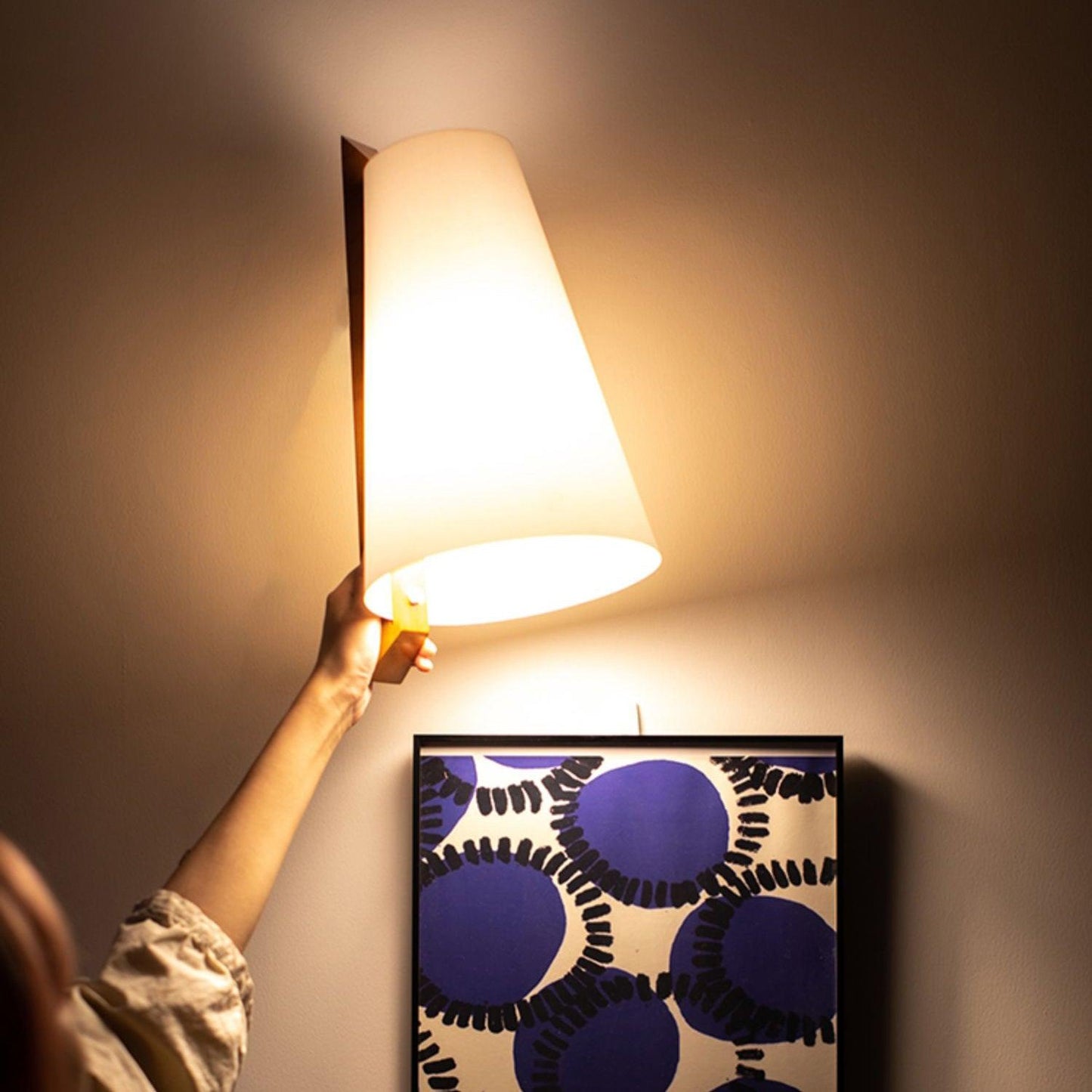 Lupe Wall Lamp | Solid Wood & Fabric | Walnut & White