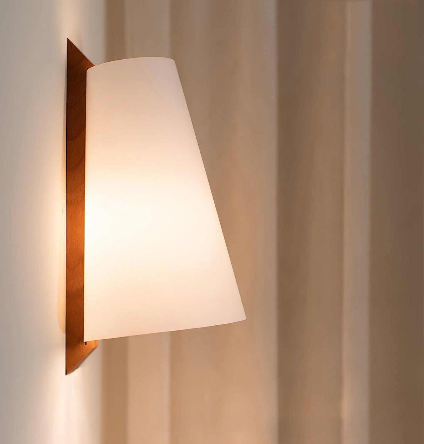 Lupe Wall Lamp | Solid Wood & Fabric | Walnut & White