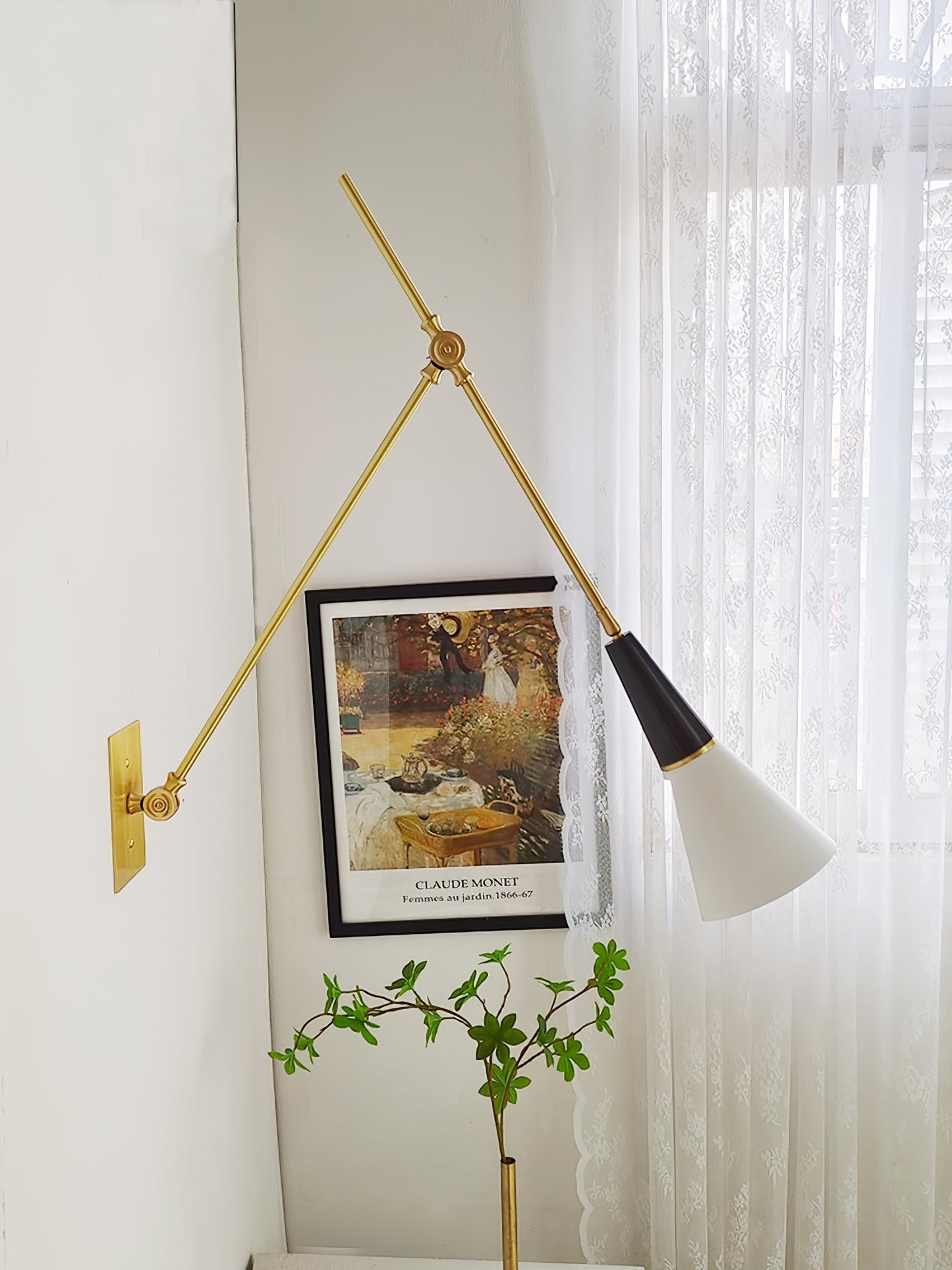 Magari Wall Lamp | Adjustable Metal & Glass Design | White, Black, Brass