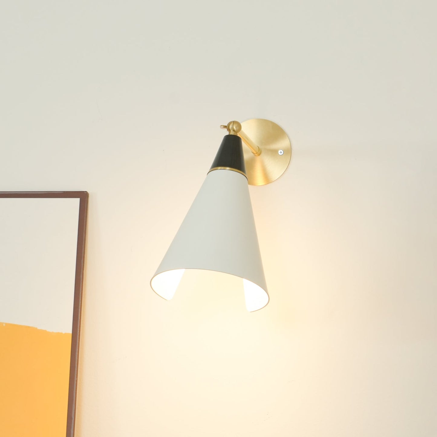 Petite Magari Wall Lamp | Handcrafted Metal & Glass | White & Black