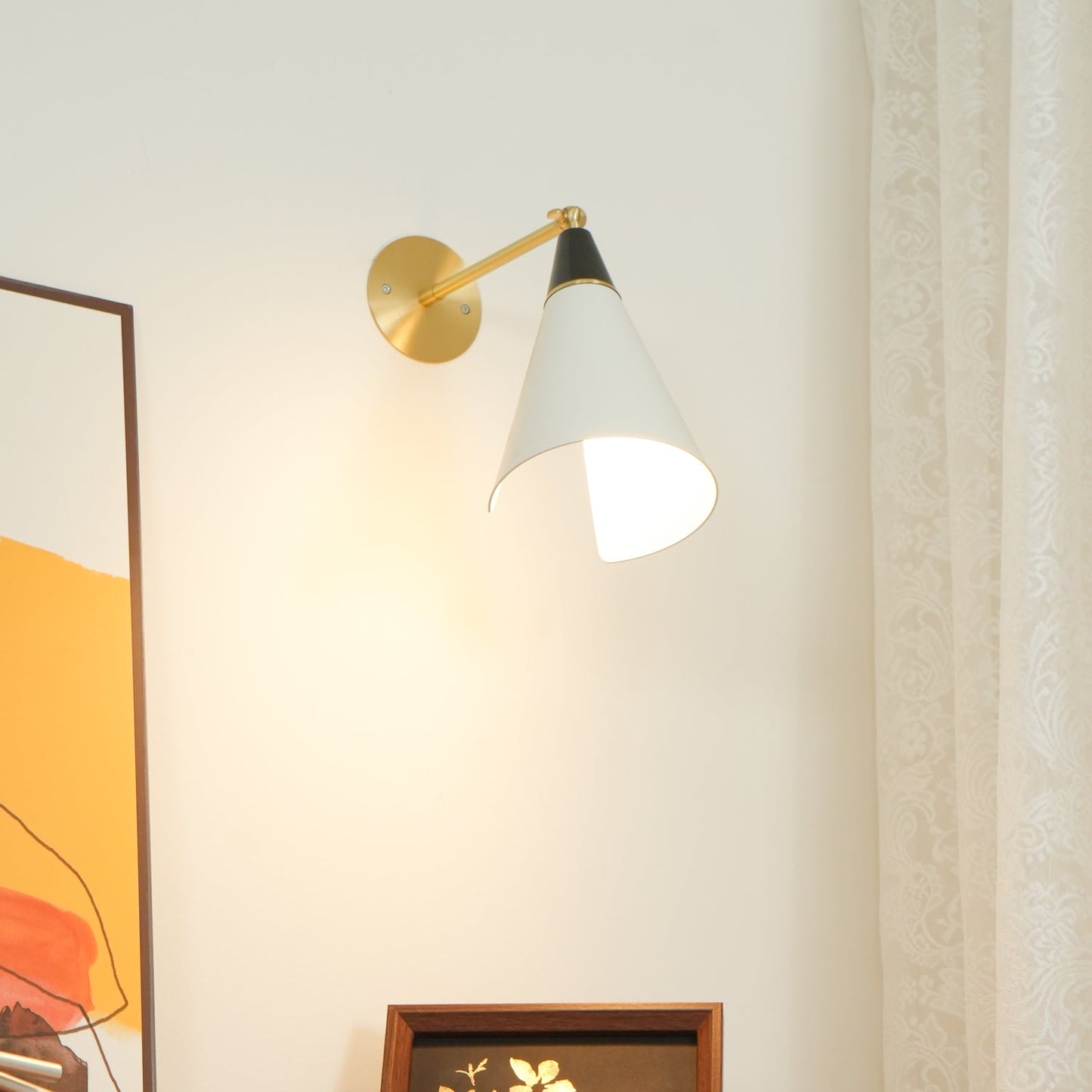 Petite Magari Wall Lamp | Handcrafted Metal & Glass | White & Black
