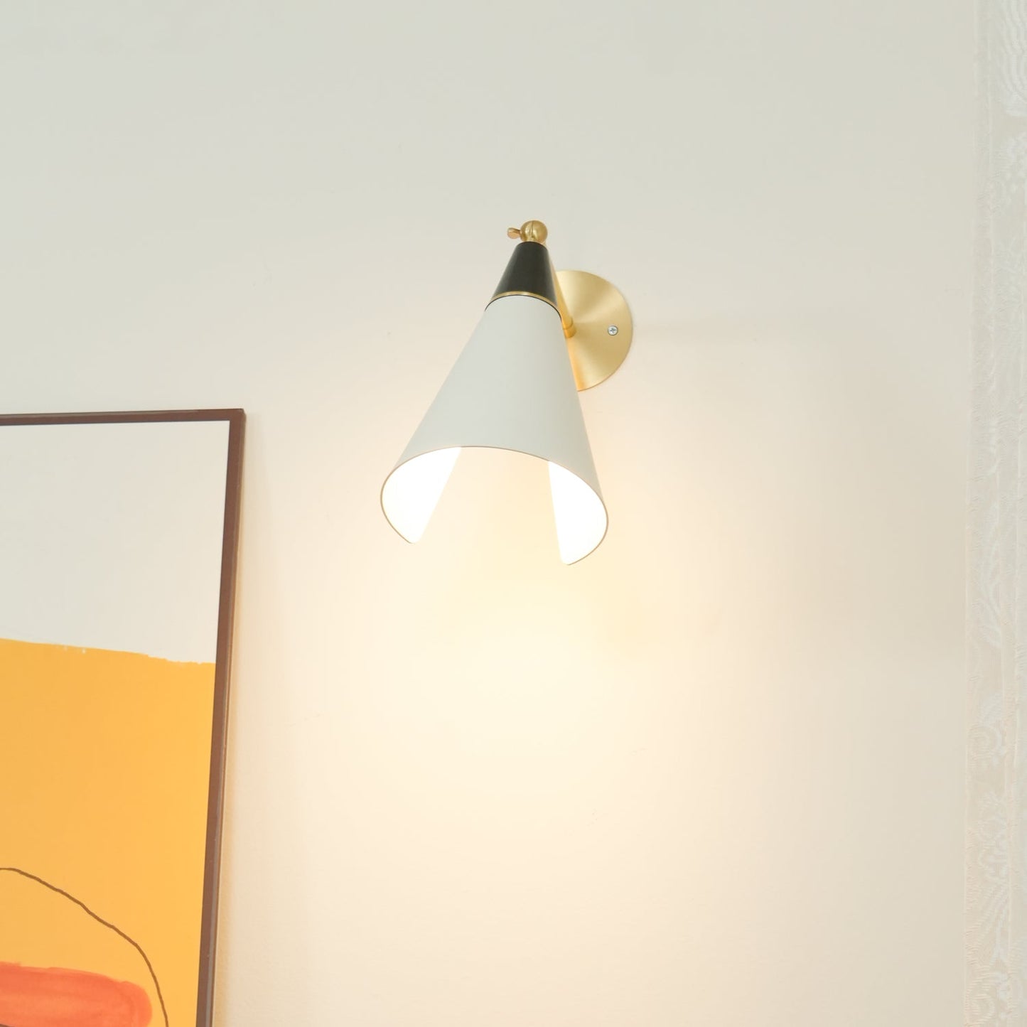Petite Magari Wall Lamp | Handcrafted Metal & Glass | White & Black