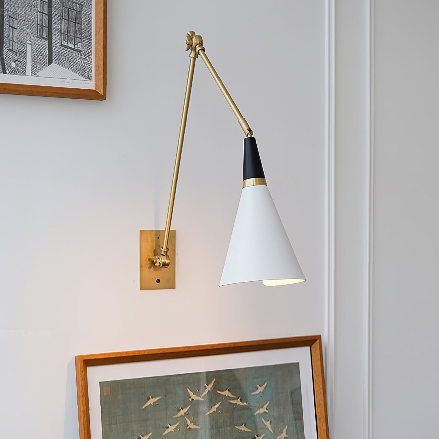 Magari Wall Lamp | Adjustable Metal & Glass Design | White, Black, Brass