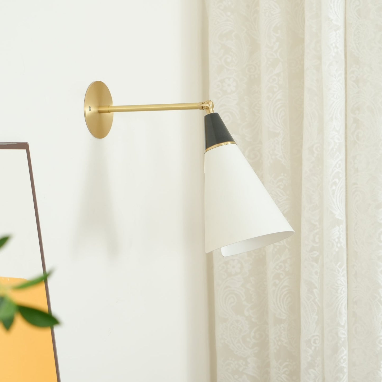 Petite Magari Wall Lamp | Handcrafted Metal & Glass | White & Black