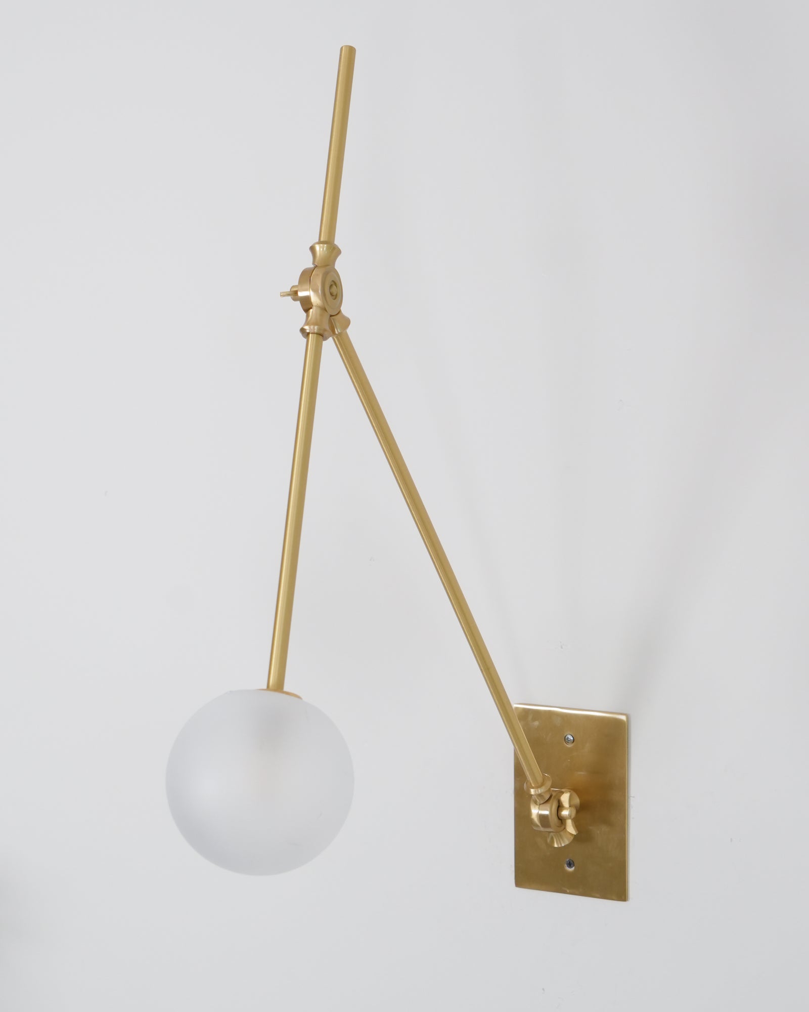 Auguri Wall Lamp | Adjustable Articulating Joint | White, Brass