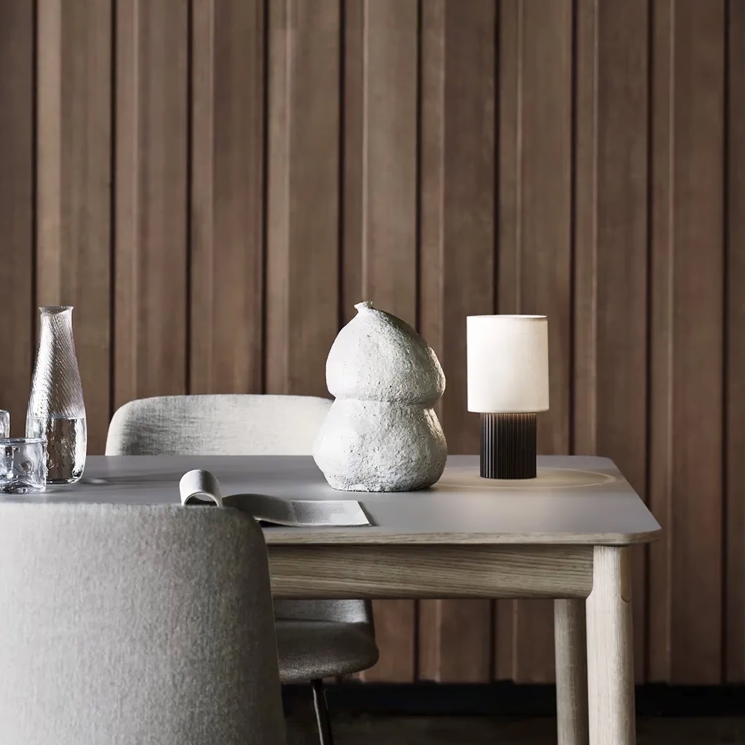 Manhattan Table Lamp | Wireless Rechargeable | Brown & Beige