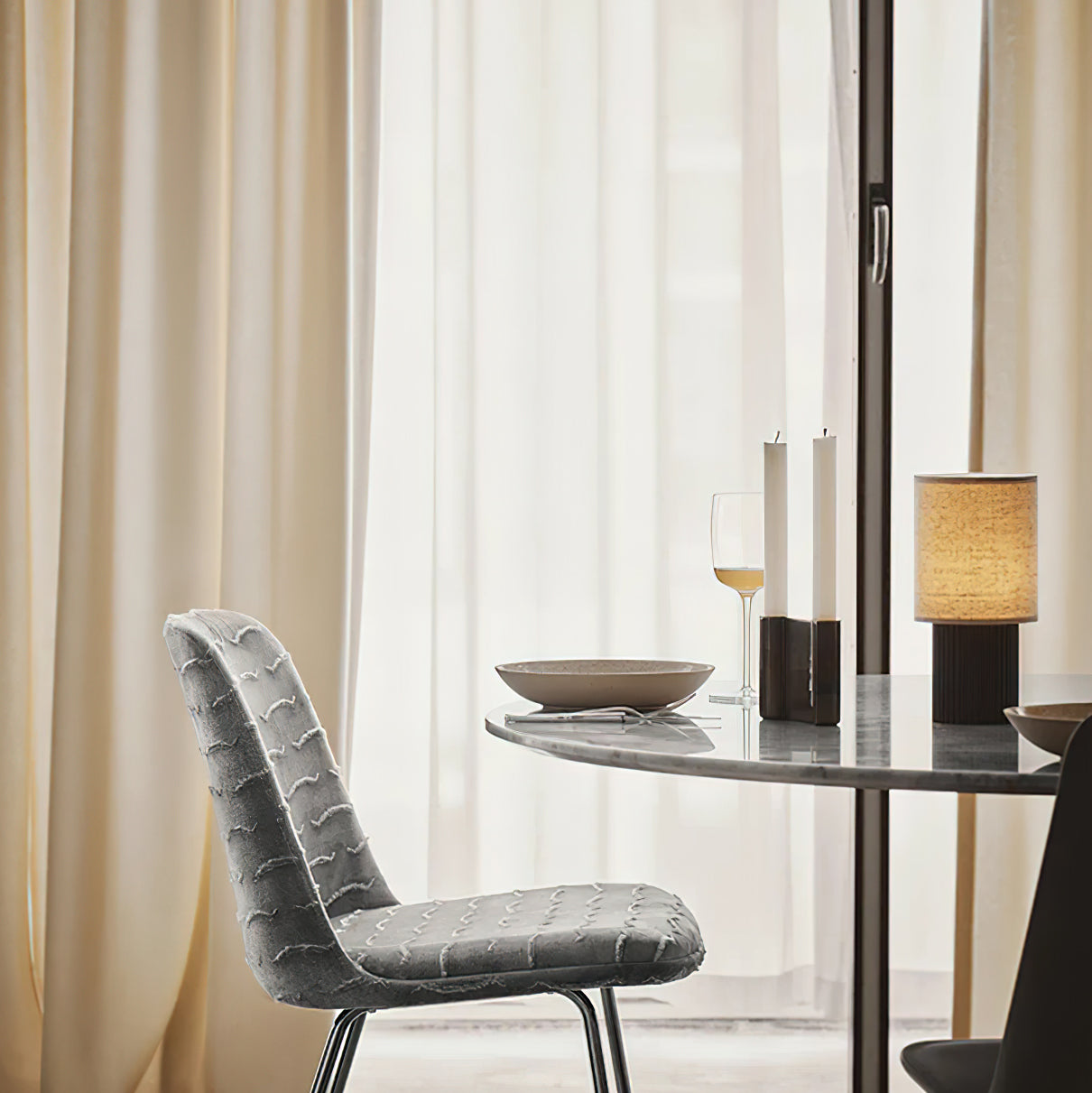 Manhattan Table Lamp | Wireless Rechargeable | Brown & Beige