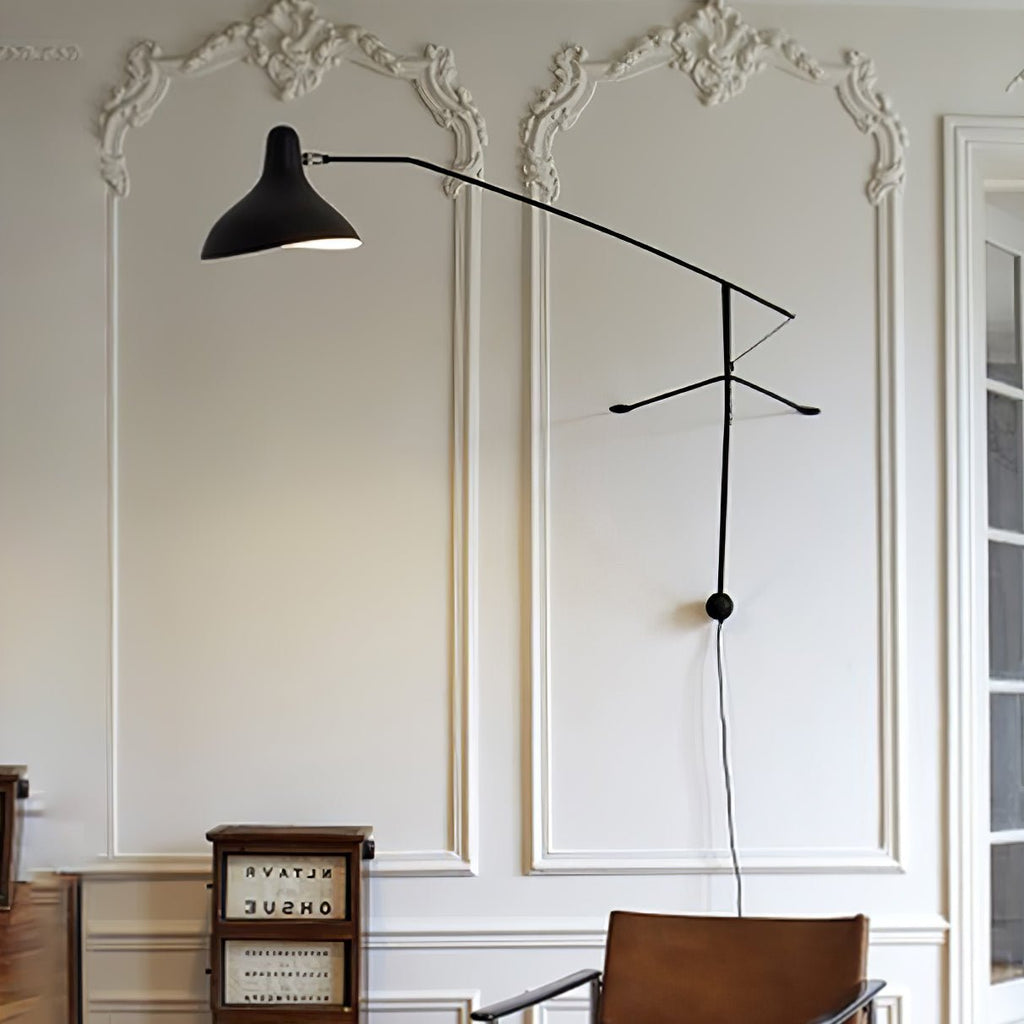 Mantis Arm Wall Lamp | Iron | Black