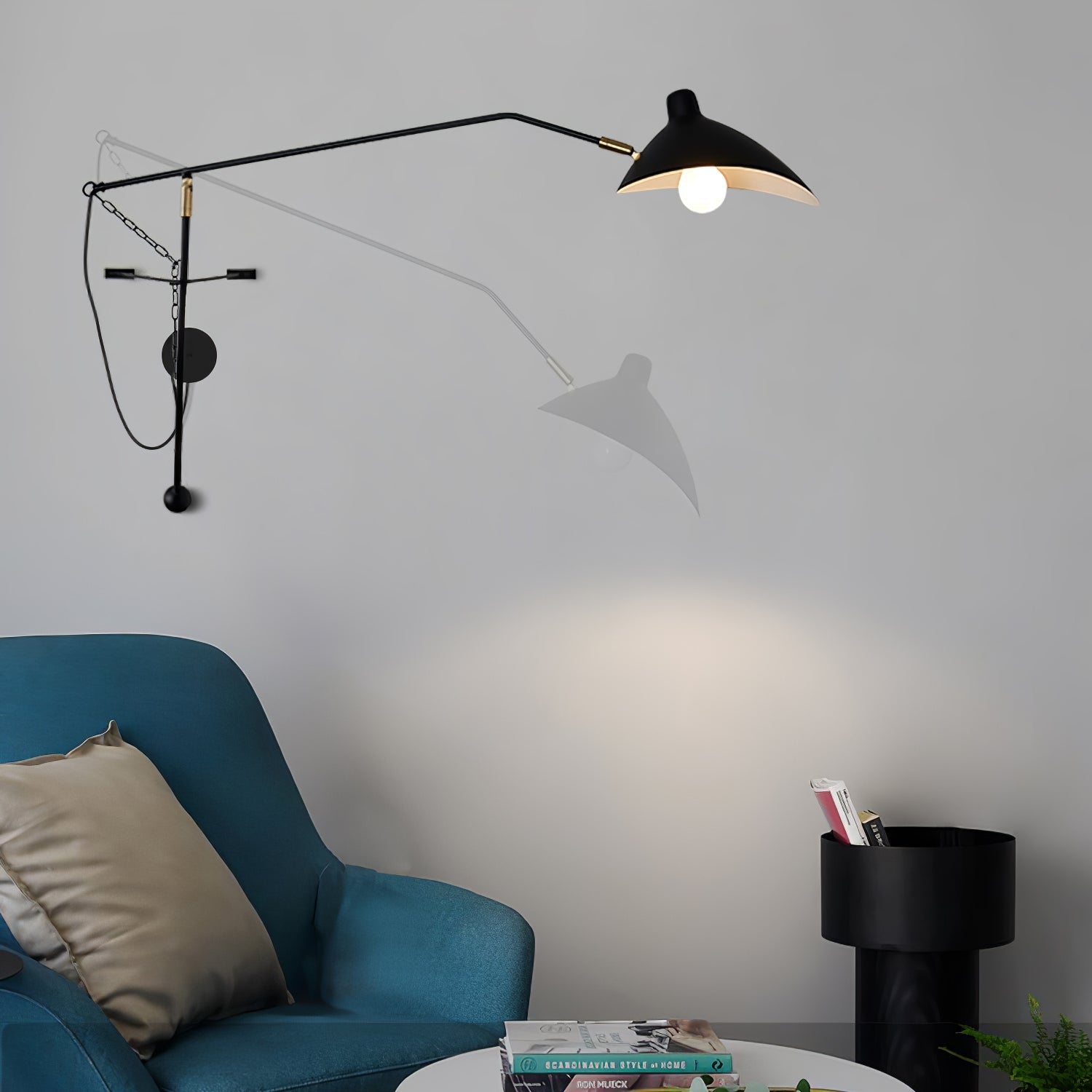 Mantis Arm Wall Lamp | Iron | Black