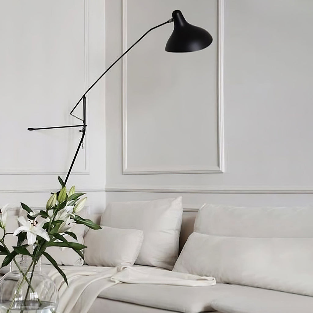 Mantis Arm Wall Lamp | Iron | Black