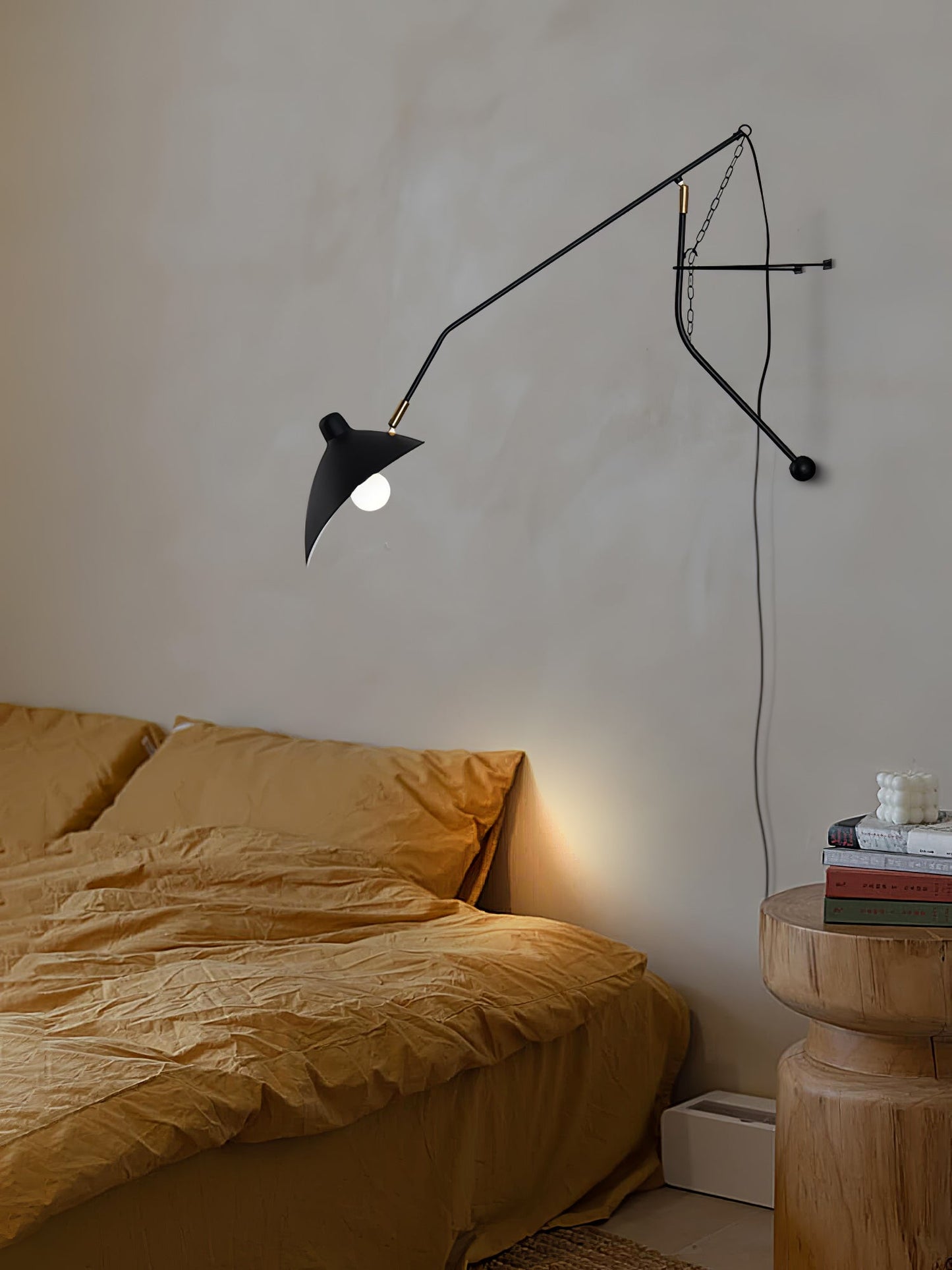 Mantis Arm Wall Lamp | Iron | Black