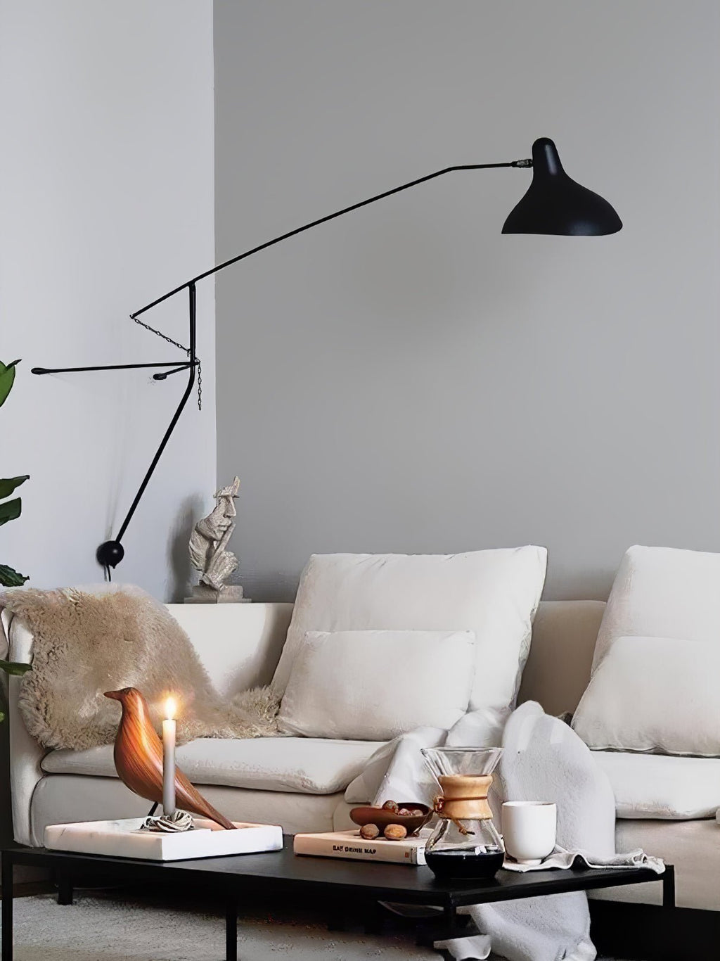 Mantis Arm Wall Lamp | Iron | Black