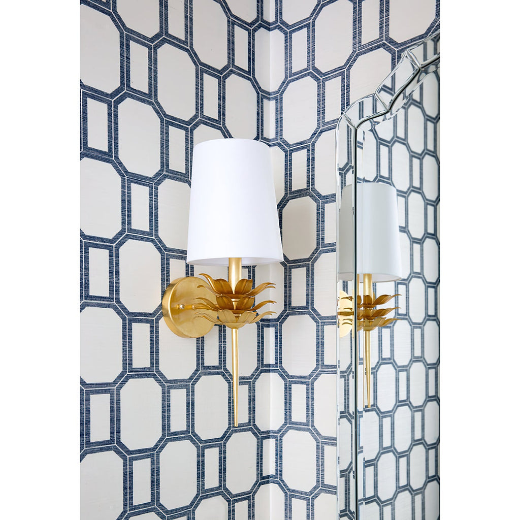 Maren Wall Lamp | Brass Flower Design | Retro Style