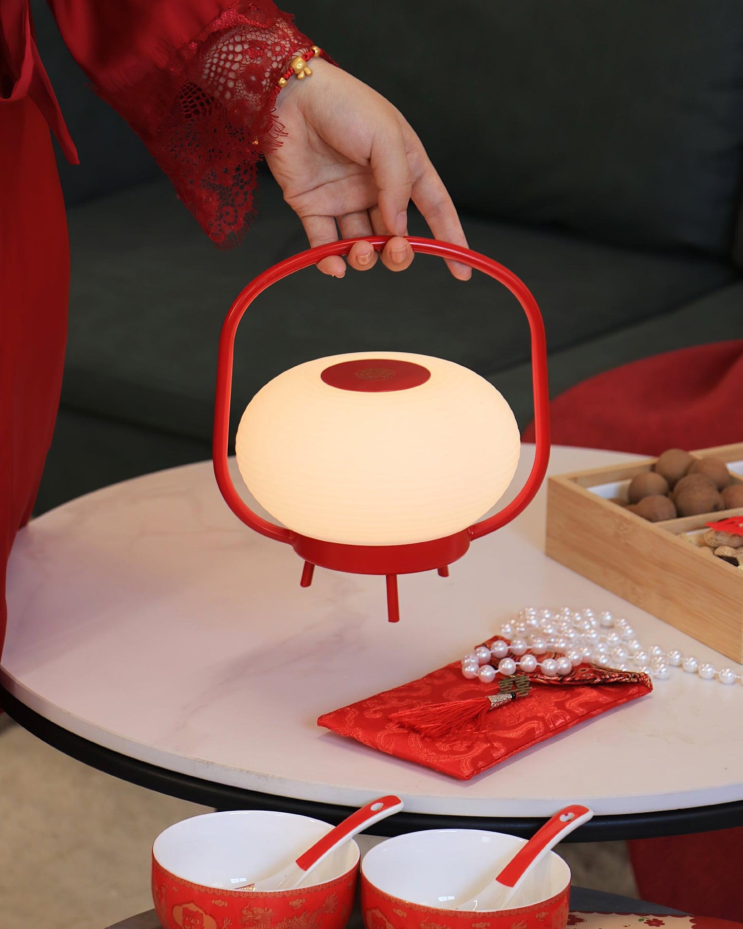 Masker Portable Table Light | Metal & PE | Black, Red