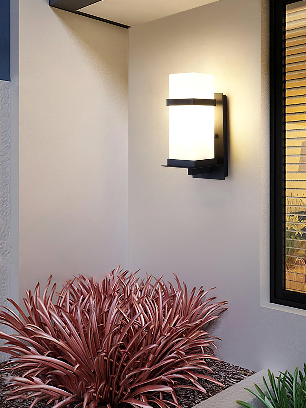 Mcdade Wall Light | Metal & Glass | Black & White
