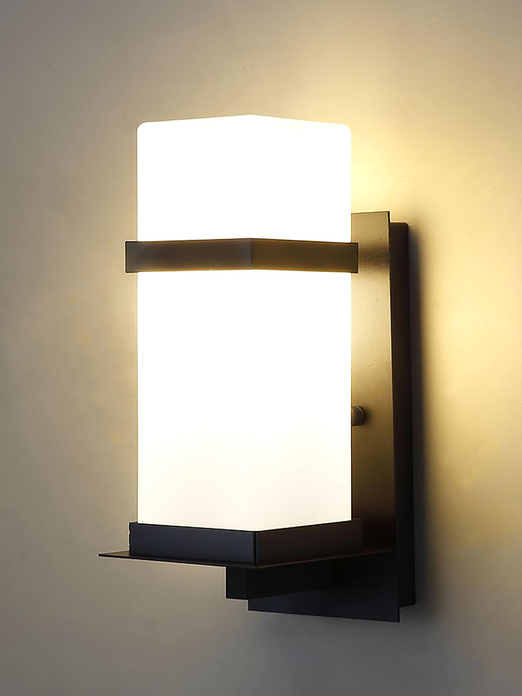 Mcdade Wall Light | Metal & Glass | Black & White