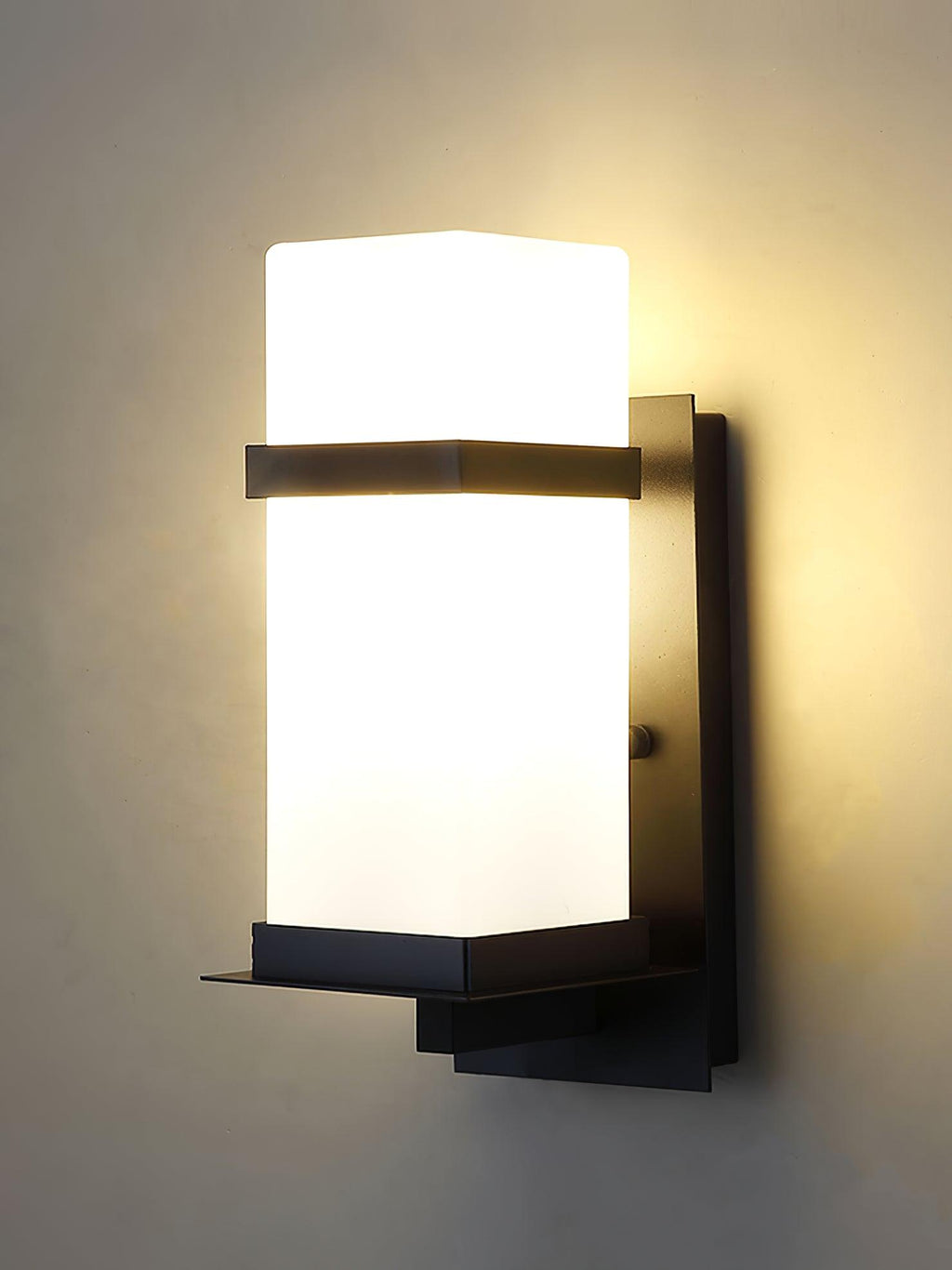 Mcdade Wall Light | Metal & Glass | Black & White