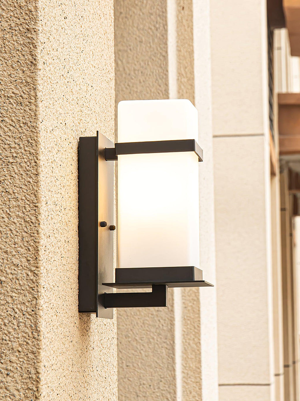 Mcdade Wall Light | Metal & Glass | Black & White