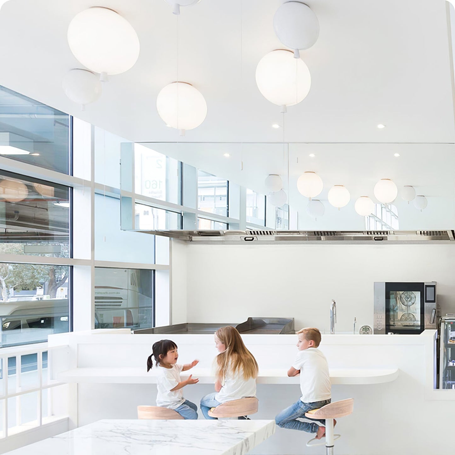 Balloon Dream Pendant Light | Metal & Plastic | 3 Sizes, Multiple Colors