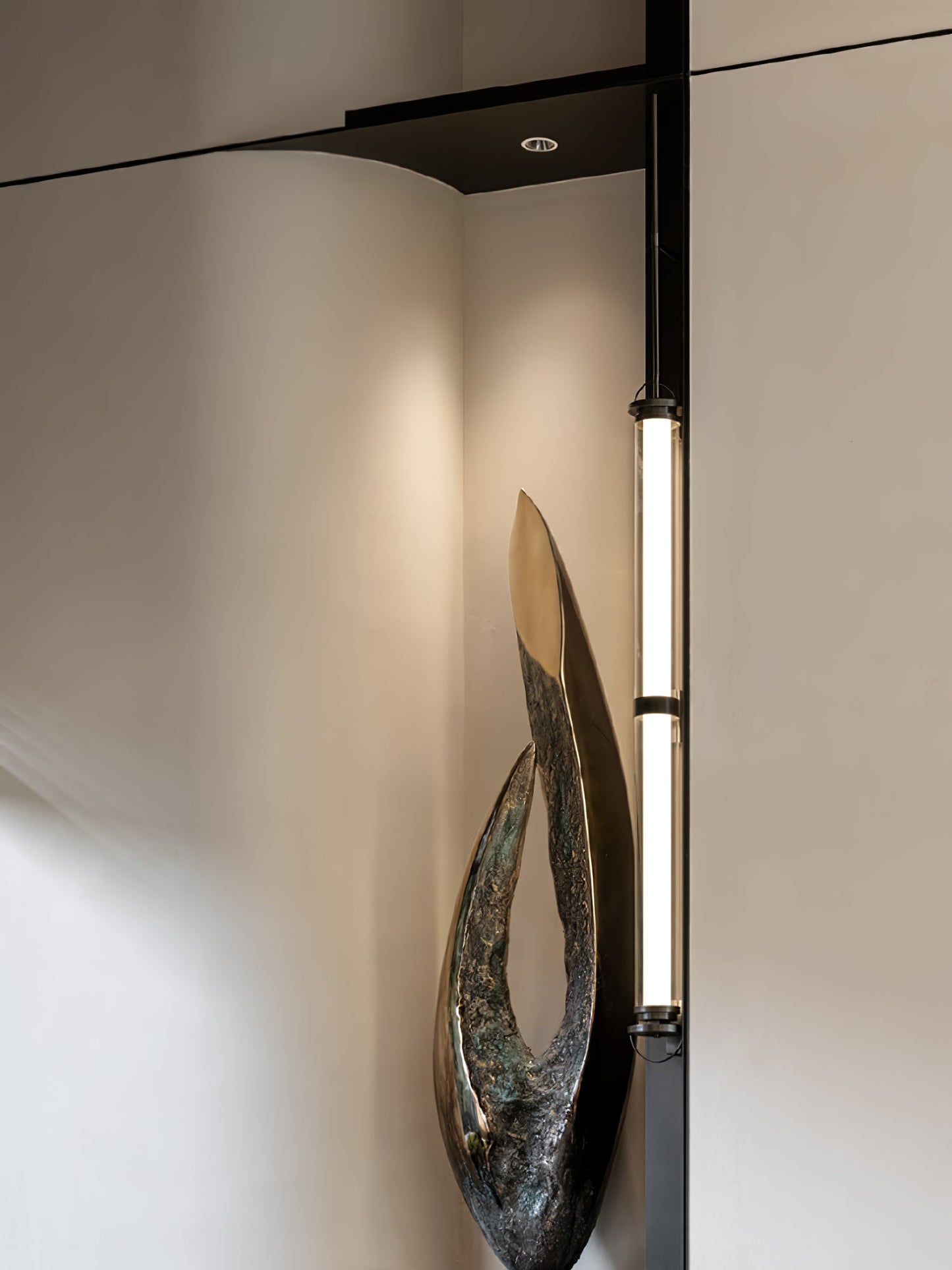 Meridian Vertical Wall Sconce | Glass & Bronze | 120cm