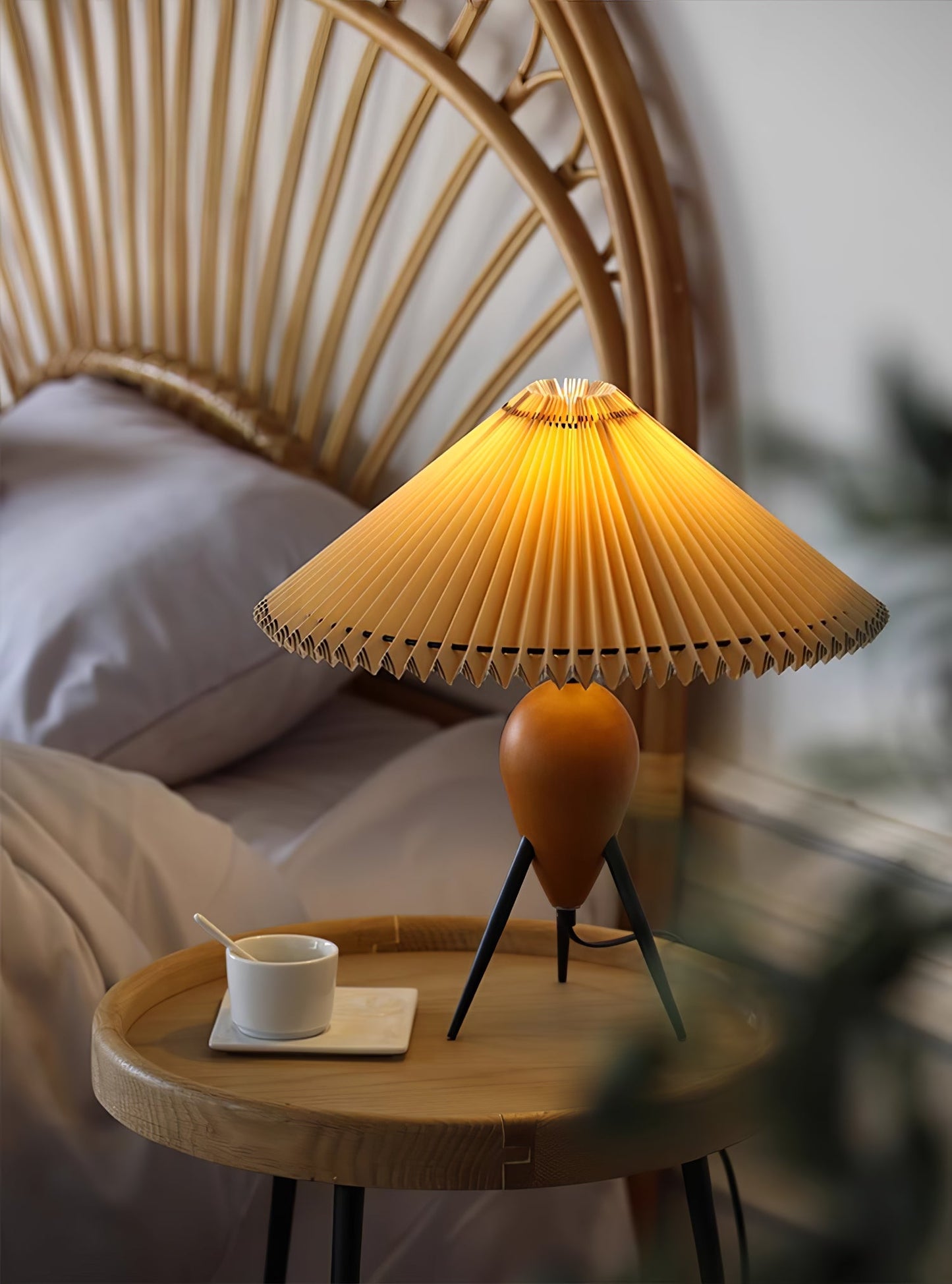 Vintage Table Lamp | Burl Wood & Metal | Black Beige