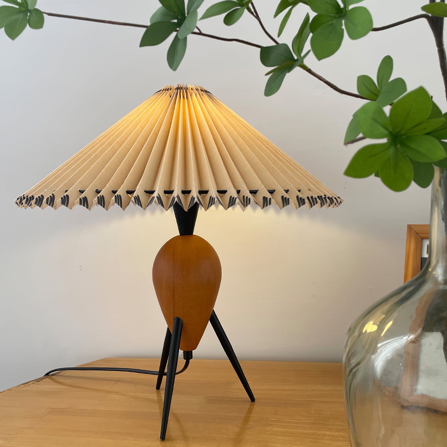 Vintage Table Lamp | Burl Wood & Metal | Black Beige