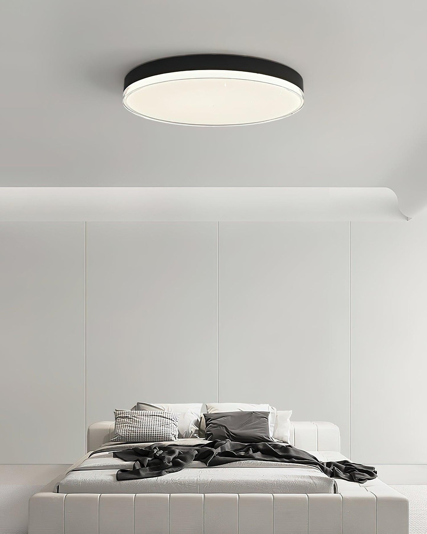 Mimixi Ceiling Lamp | Aluminum & Acrylic | Black & White