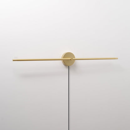 Minimalist Wall Lamp | LED | Black or Gold