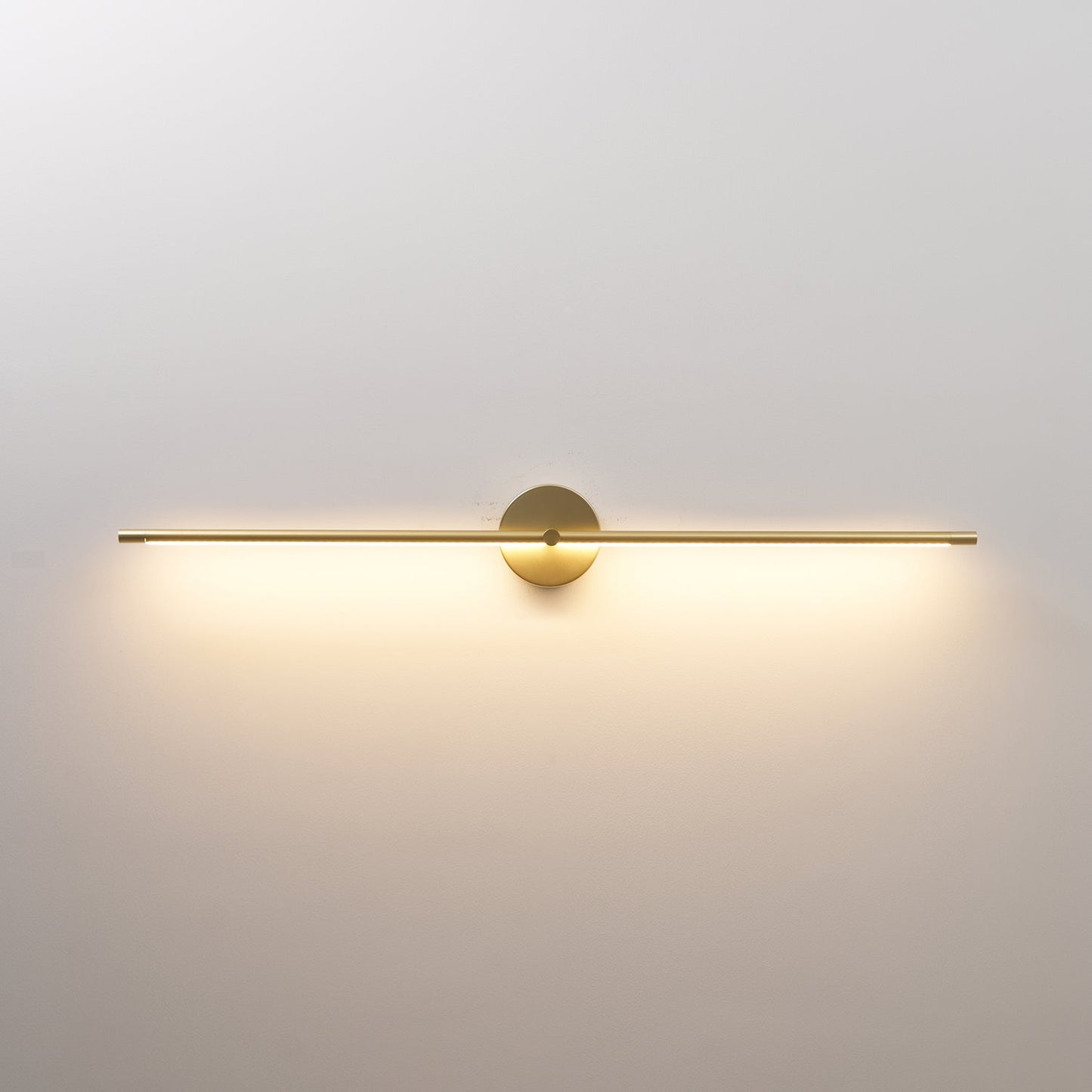 Minimalist Wall Lamp | LED | Black or Gold