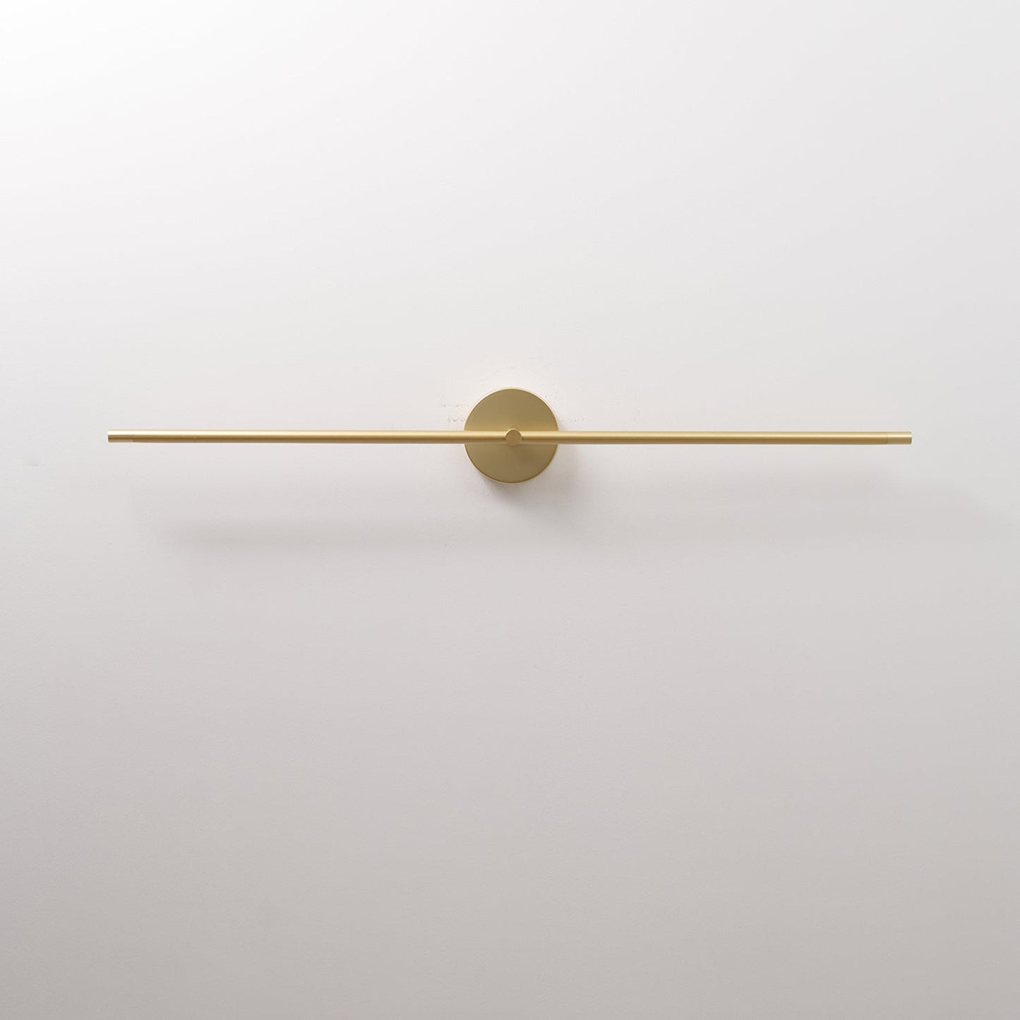 Minimalist Wall Lamp | LED | Black or Gold