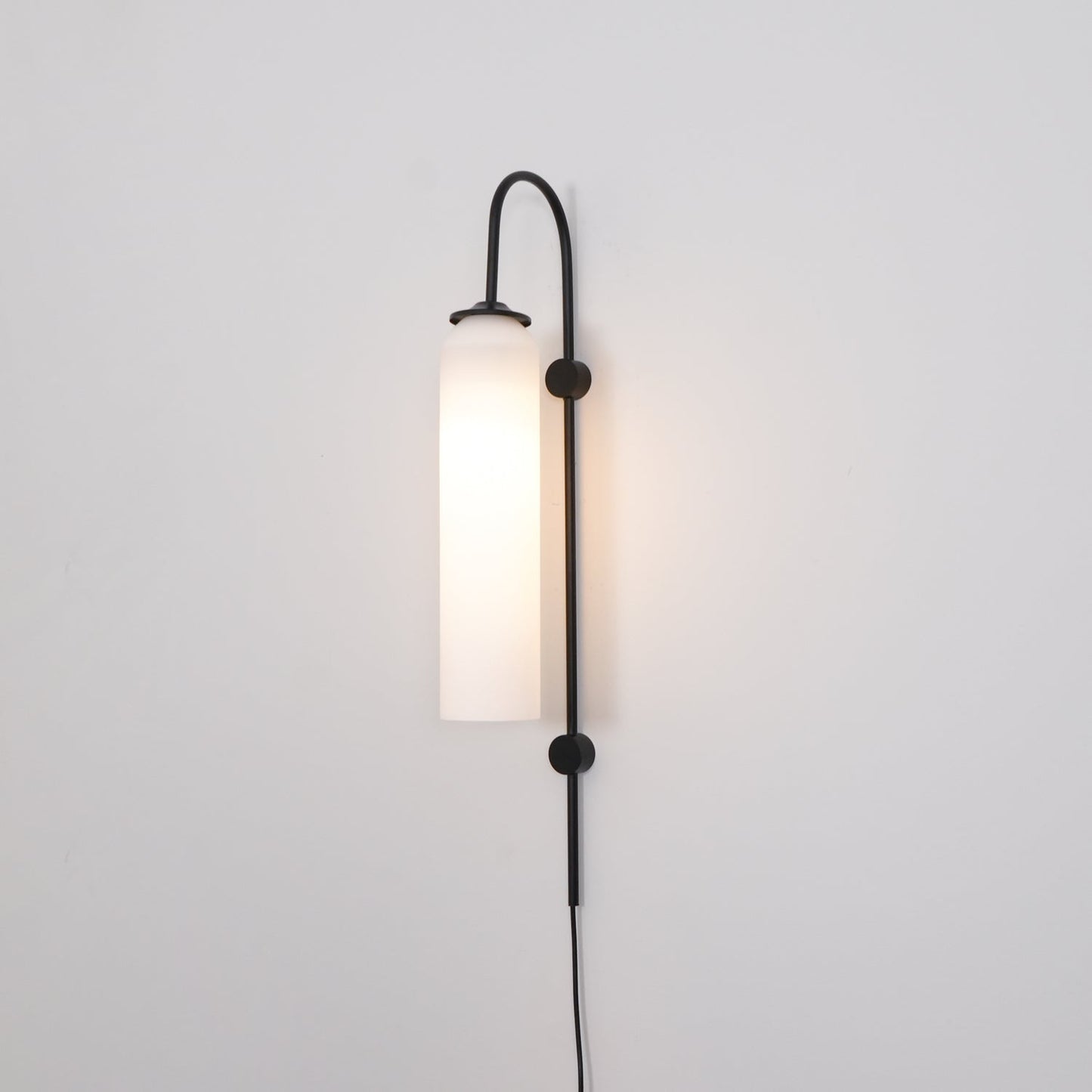 Glass Wall Lamp | Mouth-Blown Glass | Black or Gold Finish