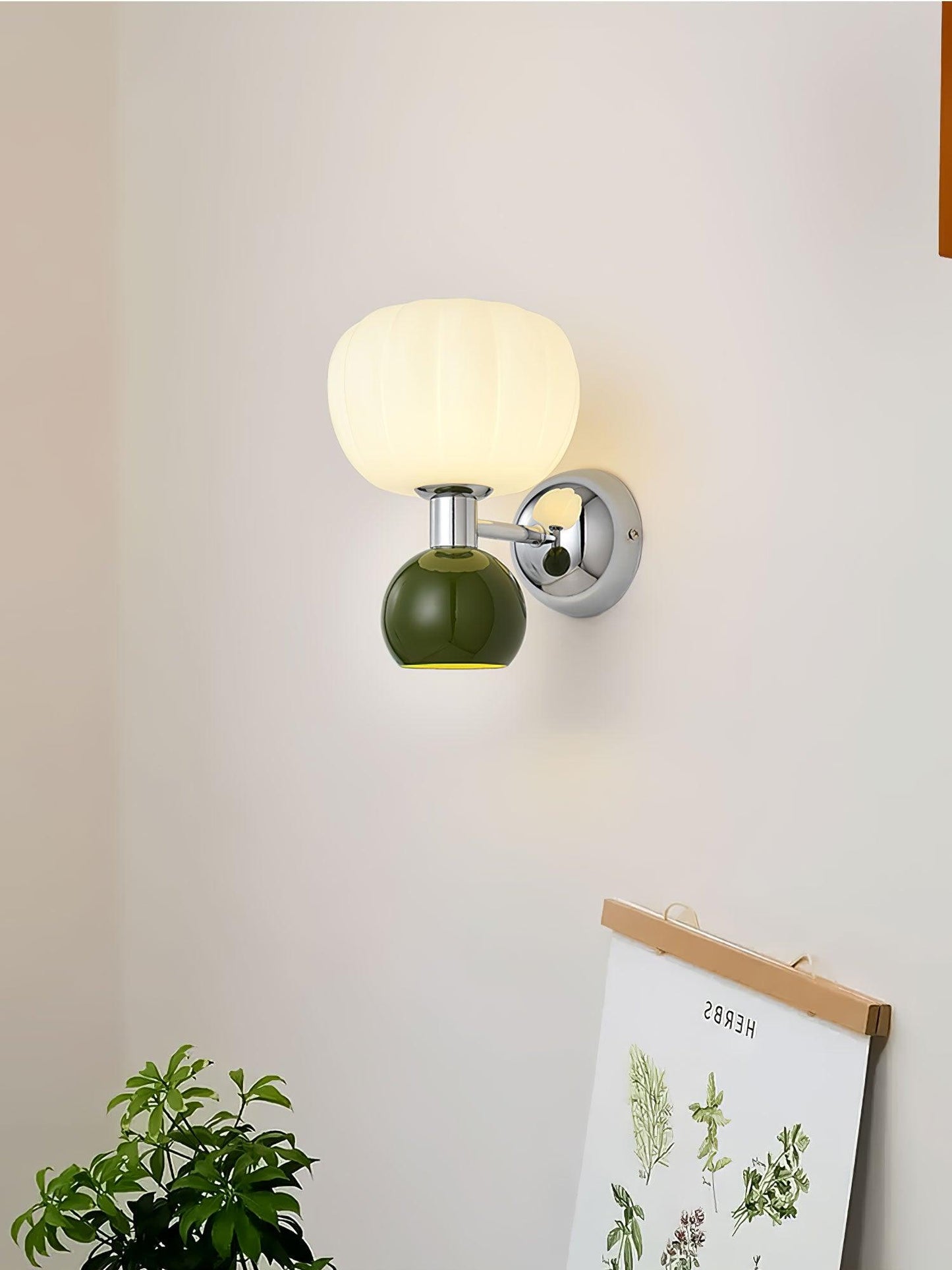 Moderno Cream Sconce | Metal, Plastic | Chrome