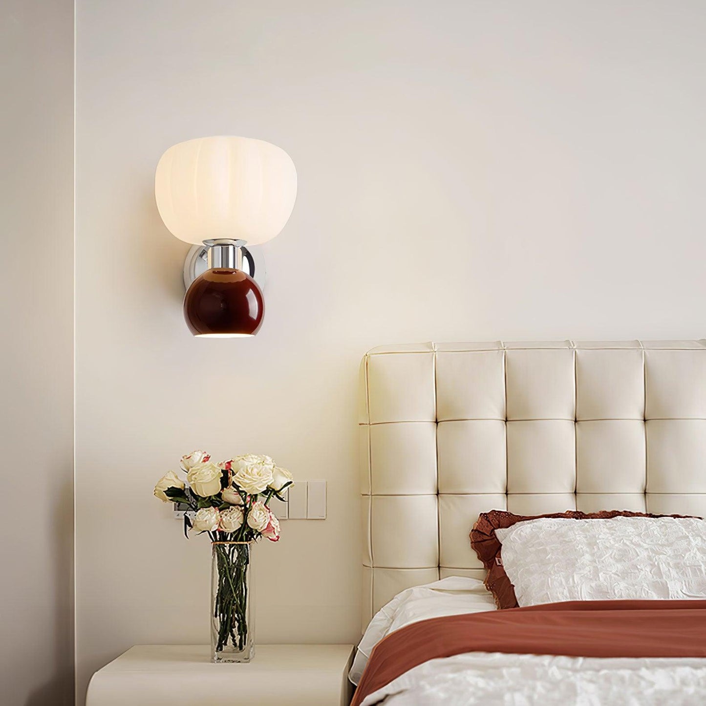 Moderno Cream Sconce | Metal, Plastic | Chrome