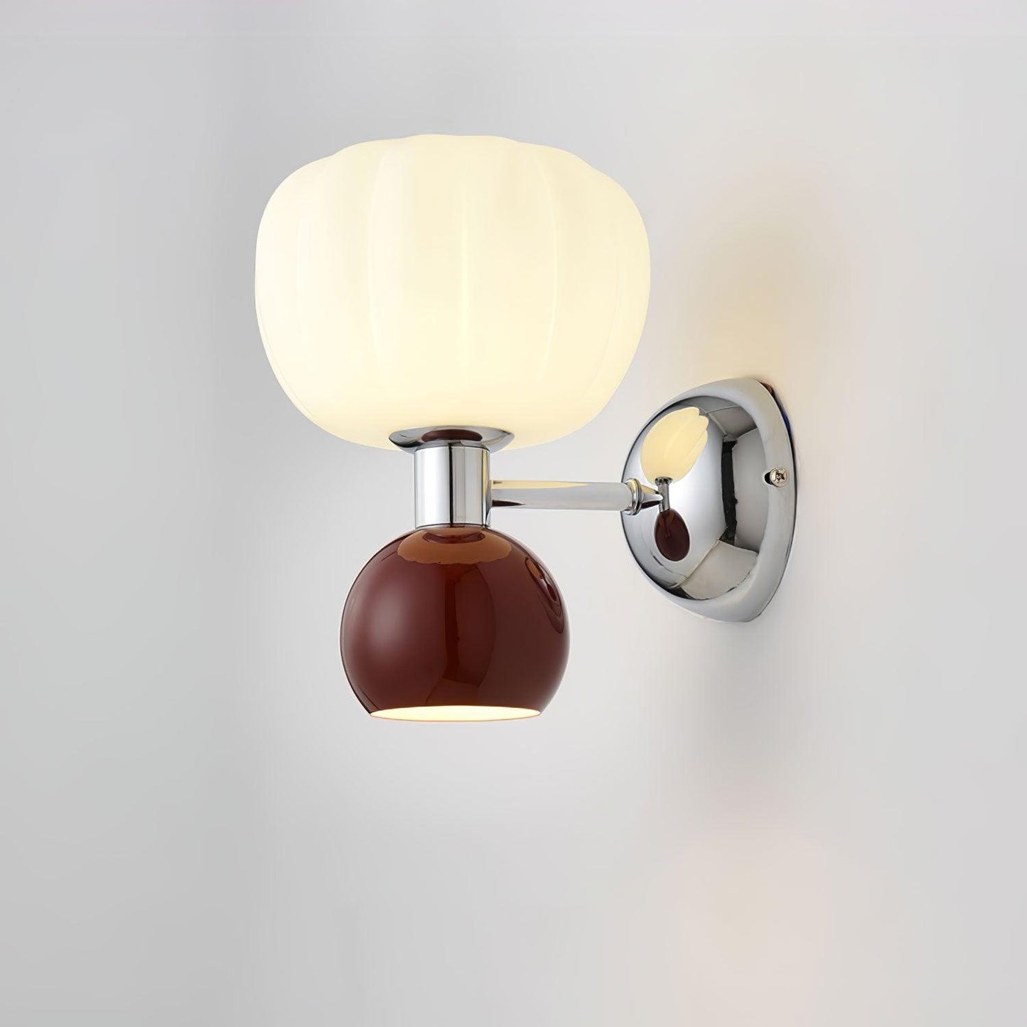 Moderno Cream Sconce | Metal, Plastic | Chrome