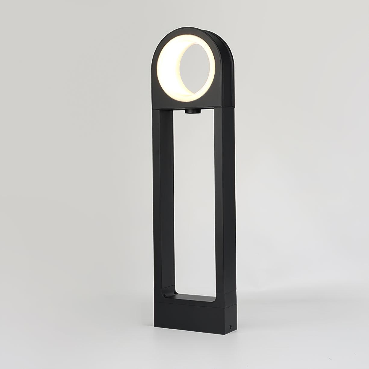 Molde Garden Outdoor Light | Aluminum & Acrylic | Black/White