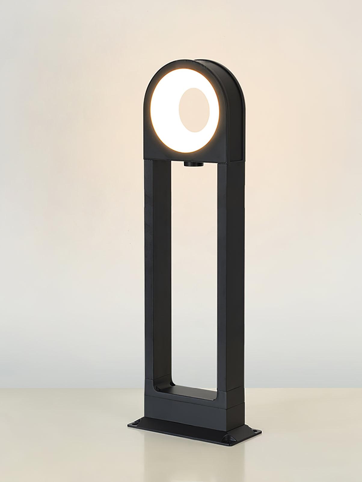 Molde Garden Outdoor Light | Aluminum & Acrylic | Black/White