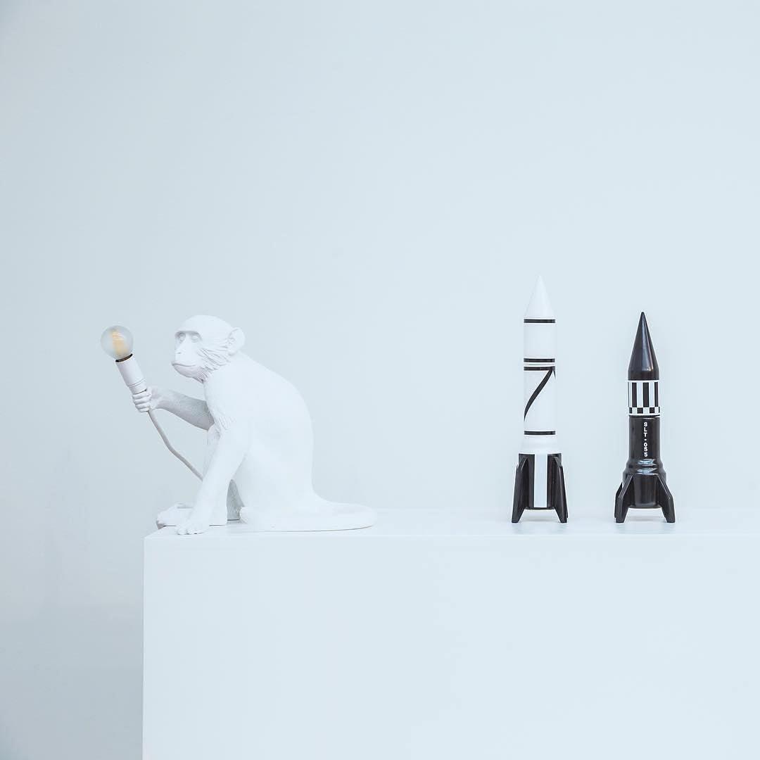 Monkey Table Lamp | Resin & Metal | Black or White
