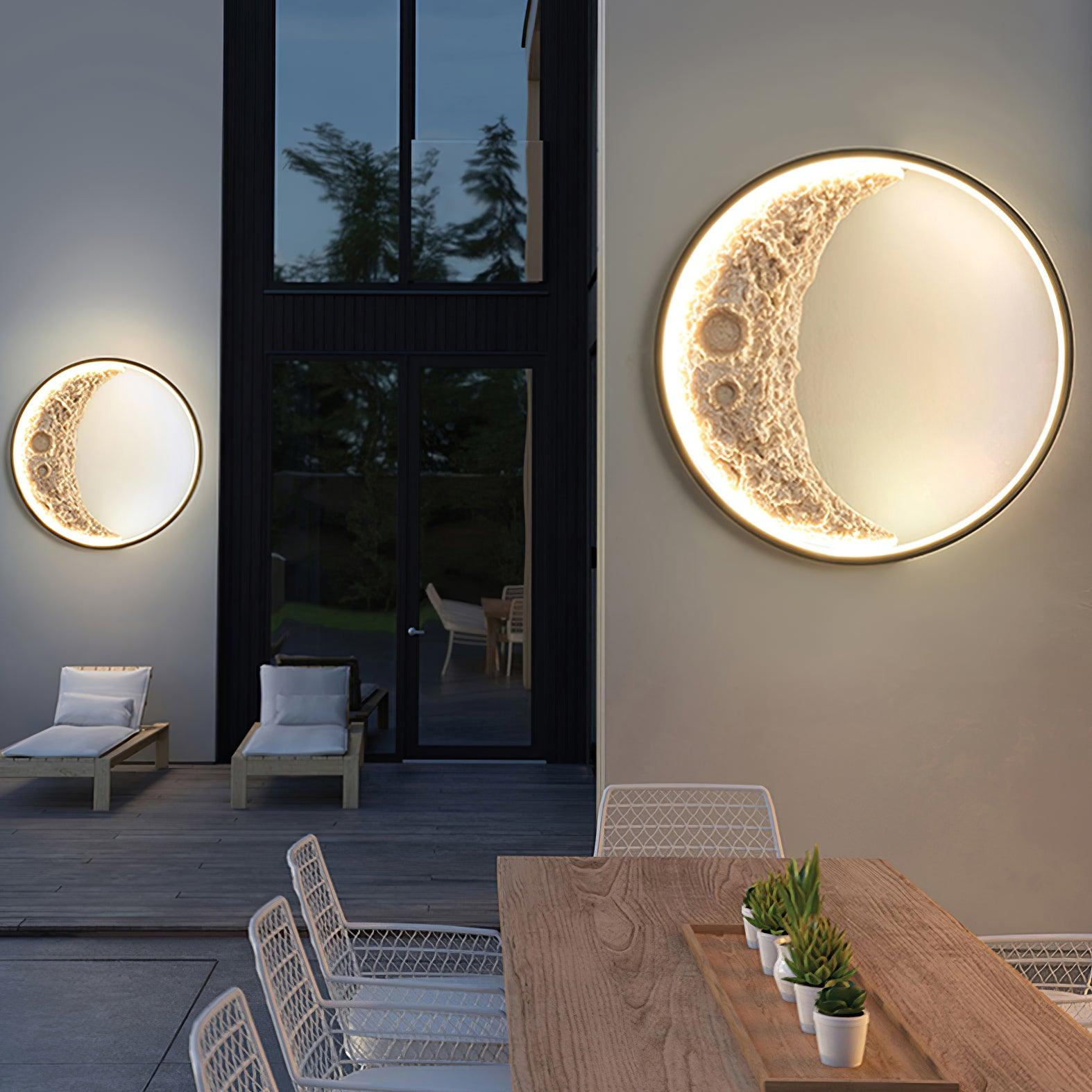 Moon Wall Lamp | LED | Black + White