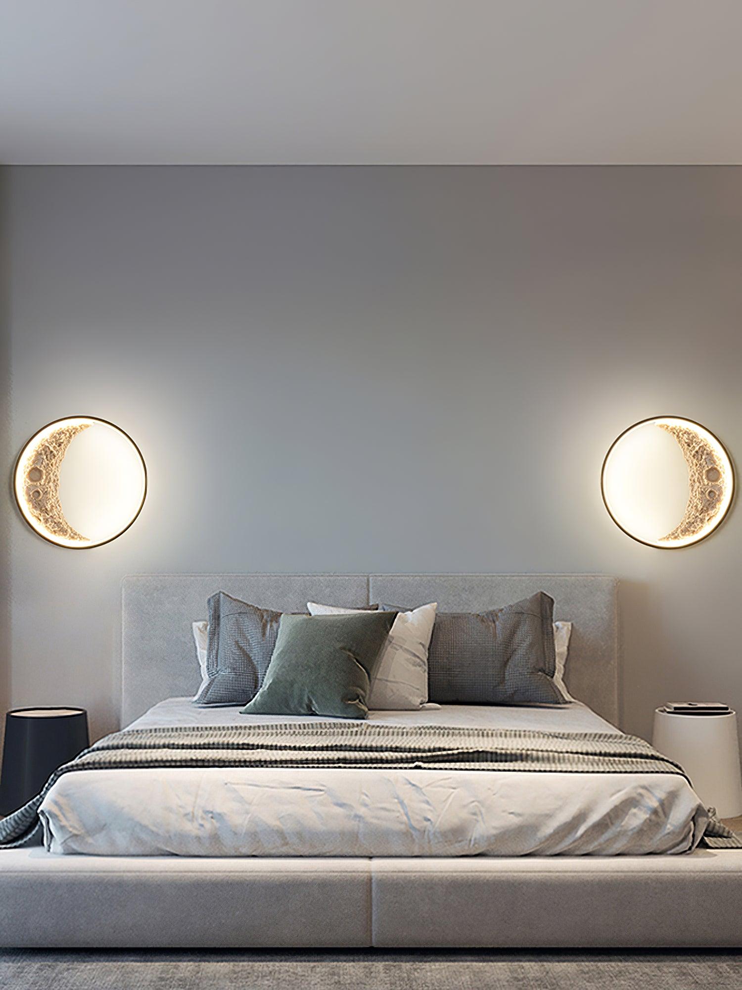 Moon Wall Lamp | LED | Black + White