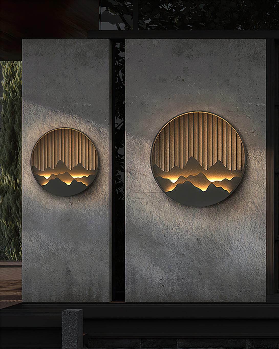 Mountain Outdoor Wall Lamp | Stainless Steel | Black