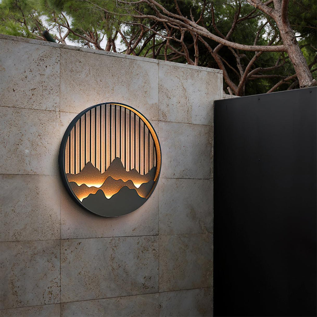 Mountain Outdoor Wall Lamp | Stainless Steel | Black