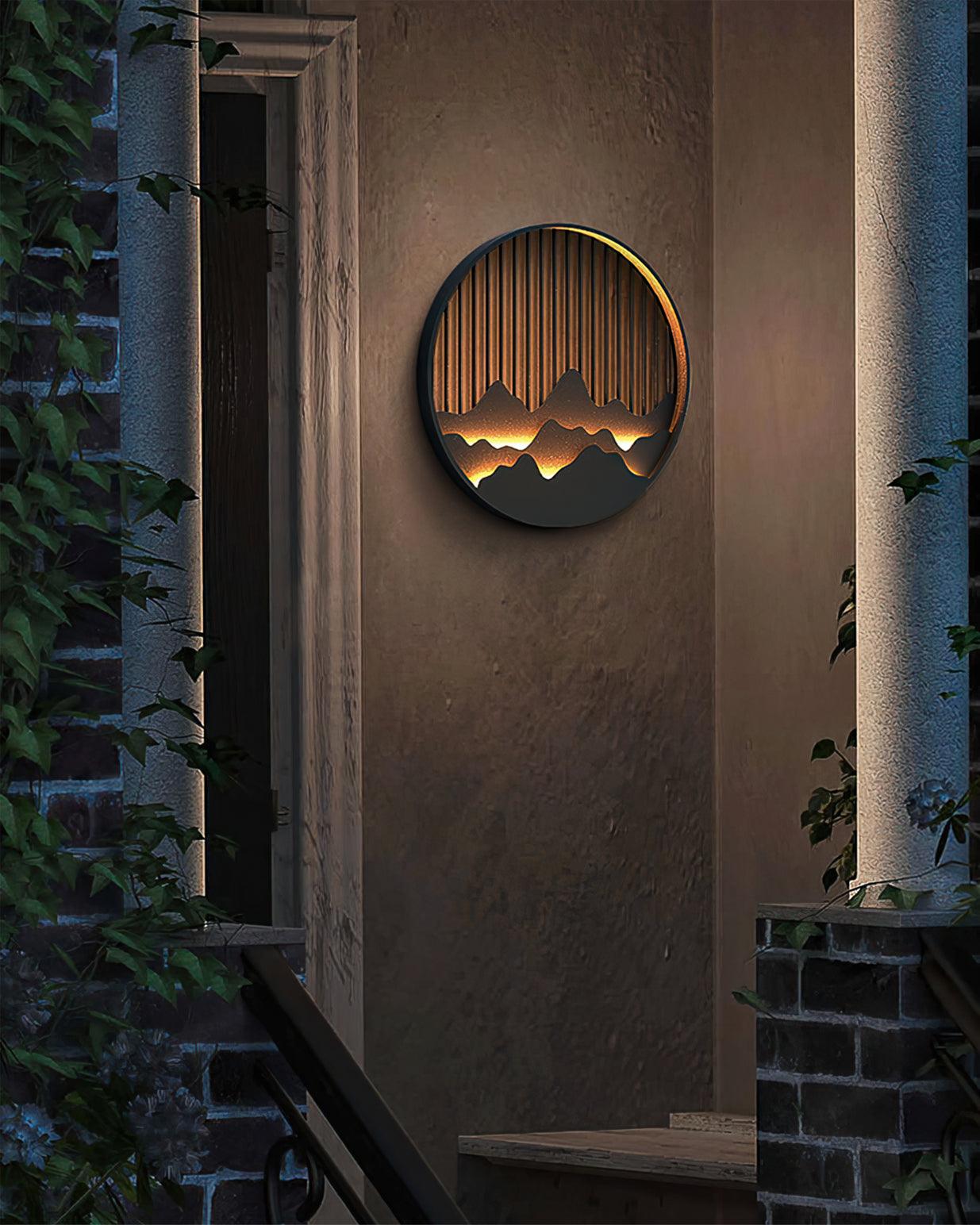 Mountain Outdoor Wall Lamp | Stainless Steel | Black