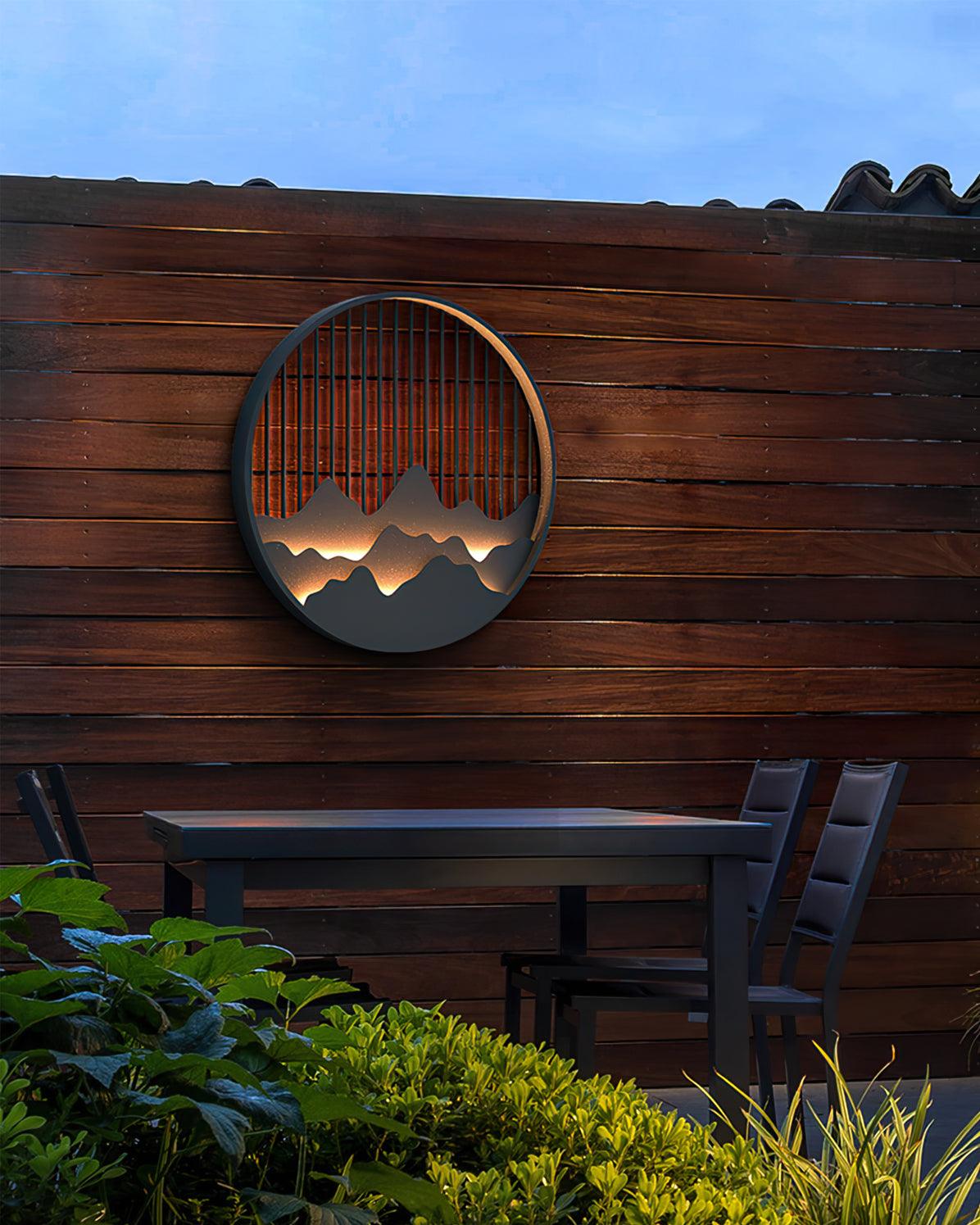 Mountain Outdoor Wall Lamp | Stainless Steel | Black