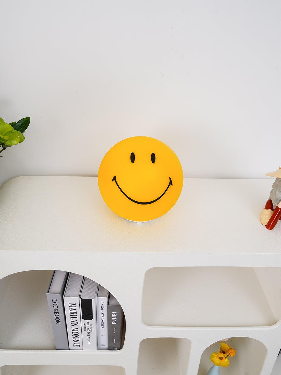 Smiling Table Lamp | Yellow LED | 23cm Diameter