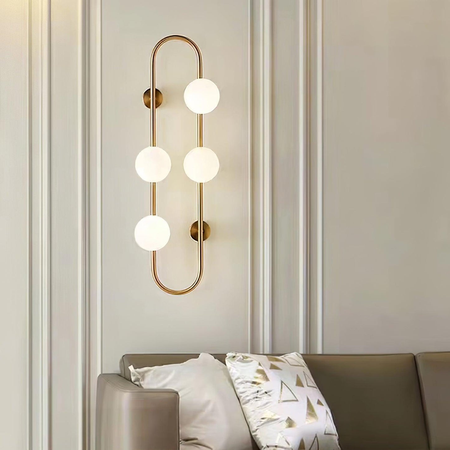 Buch Wall Lamp | Metal & Glass | Gold & Black