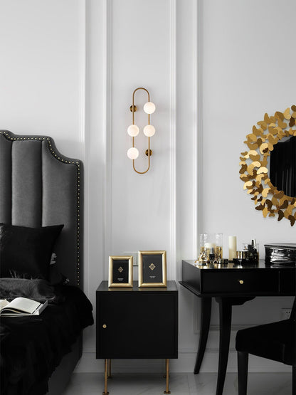 Buch Wall Lamp | Metal & Glass | Gold & Black